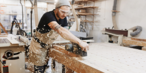 İşyerlerinde Sağlık ve Güvenlik İzleme Sistemleri Artık Zorunlu Hale Geldi